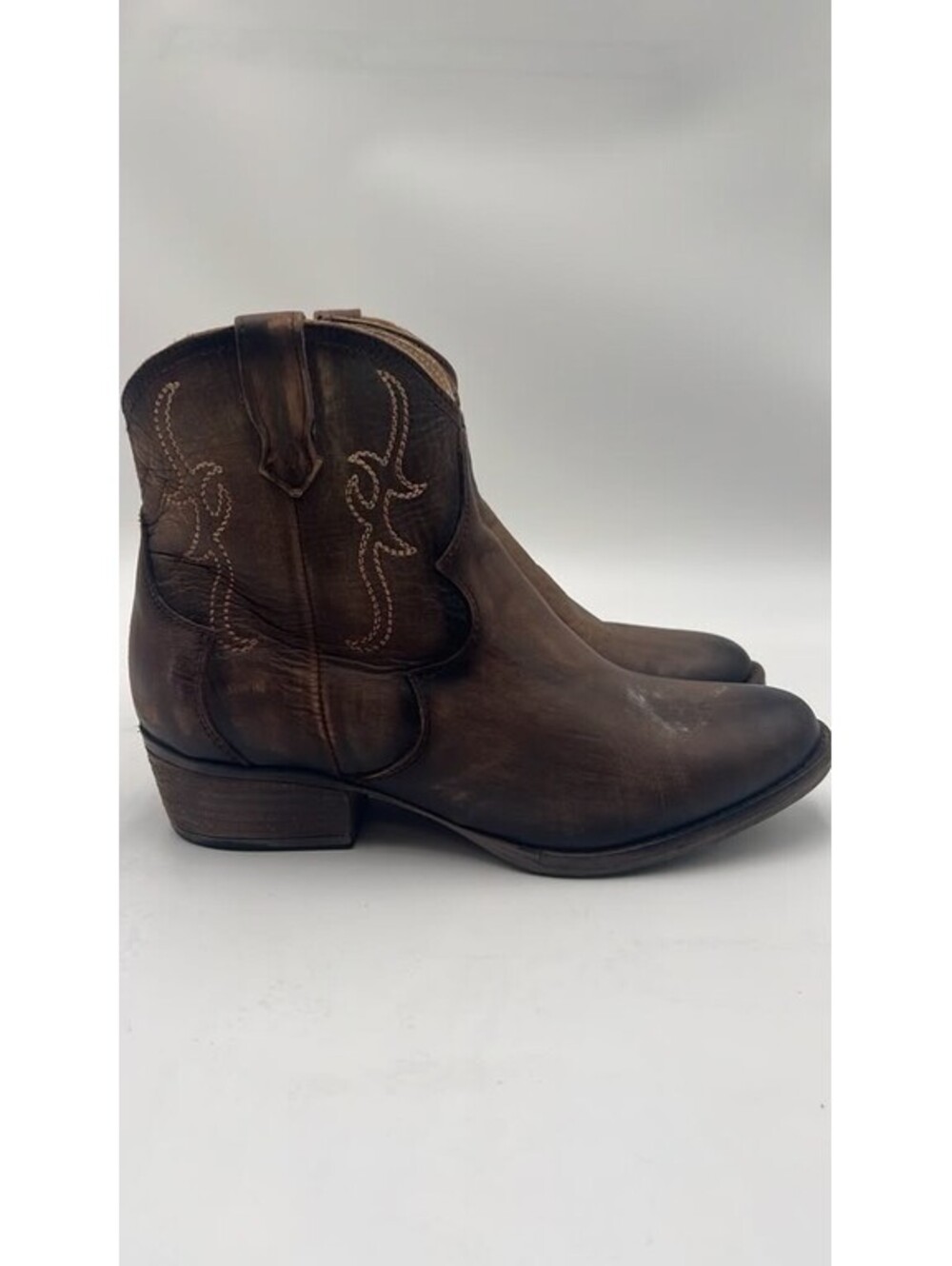 Circle G Women's Embroidered Tobacco Fashion Booties Brown Size 7